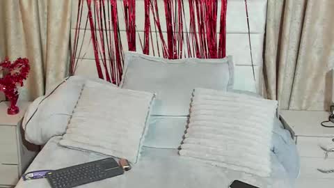 incognyta online show from September 13, 4:15 pm