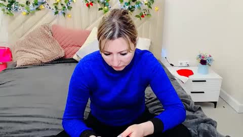 incredible_ariela online show from January 10, 10:42 am