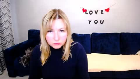 incredible_ariela online show from May 3, 9:45 am