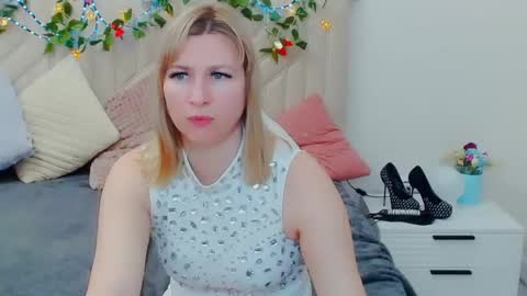 incredible_ariela online show from March 6, 1:39 pm