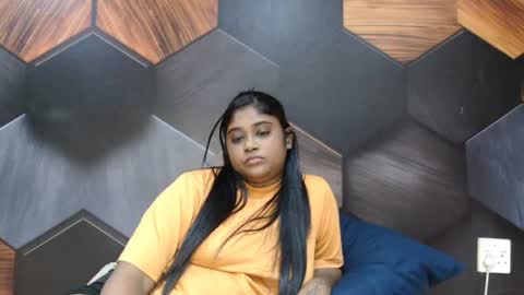 Melz online show from August 1, 9:00 am