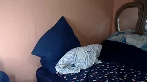indianbeautymilf1 online show from August 1, 5:04 pm