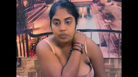 indiandiva27 online show from March 11, 7:23 am