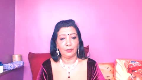 indiansarika65 online show from July 24, 3:37 am