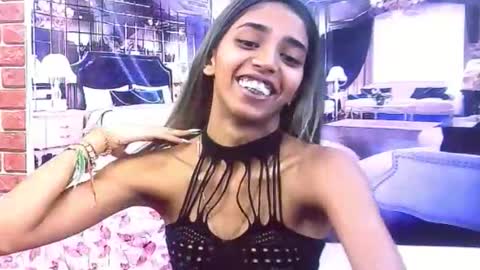 indiansexyslender4u2luv online show from December 15, 5:34 am