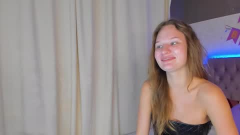Snapshot of indyvy chatting on October 7, 8:57 pm IndyVy online show from October 7, 8:57 pm