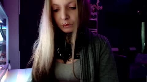 Snapshot of inesdesire chatting on February 11, 7:12 am InesDesire online show from February 11, 7:12 am