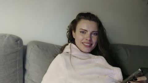 Snapshot of infinitiq45 chatting on February 3, 7:31 pm Sweet girl online show from February 3, 7:31 pm