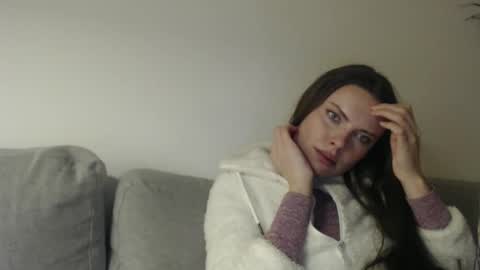 Snapshot of infinitiq45 chatting on February 22, 8:48 pm Sweet girl online show from February 22, 8:48 pm