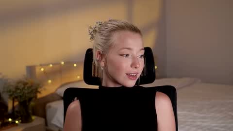 Alexa..  Inst     Fansly infinitysoul  online show from March 14, 3:35 pm