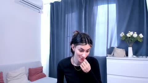 Saya online show from March 15, 11:01 am