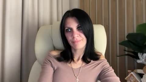 InjaAtHome online show from October 31, 7:07 pm