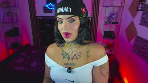 I AM NIKKY online show from May 20, 3:25 am
