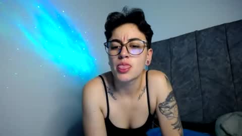 lyan onlyfans n linda online show from July 1, 11:26 pm