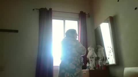 inna46_ online show from December 22, 11:46 am