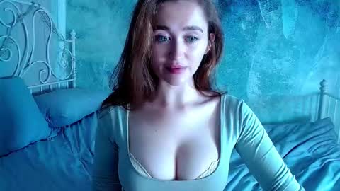 Lina online show from September 15, 3:42 pm