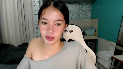 Reign online show from June 25, 1:38 am