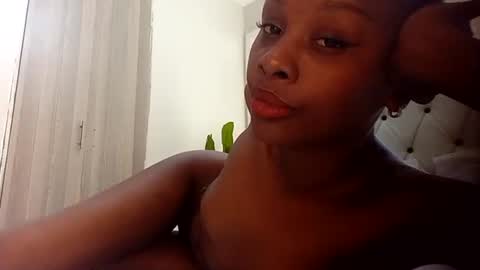 Amber online show from December 8, 10:08 am