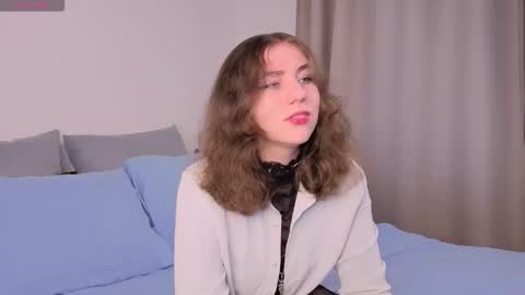 Maxin online show from September 18, 9:08 am