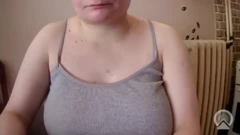 IrinnaK online show from June 18, 8:37 am