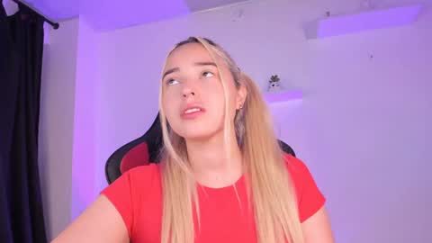 iris online show from February 5, 10:12 pm