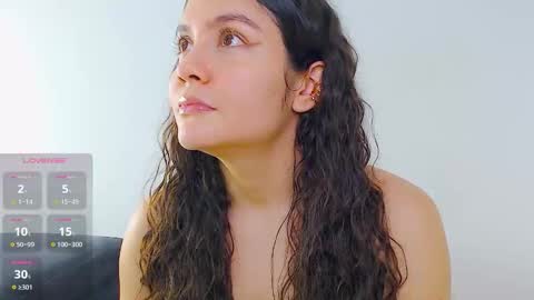 Snapshot of iris_caprice chatting on October 3, 9:42 pm Instagram iris caprice online show from October 3, 9:42 pm