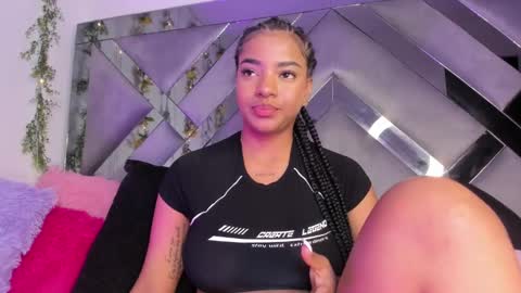 Snapshot of iris_hott1 chatting on January 15, 2:17 am iris online show from January 15, 2:17 am