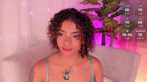 Snapshot of iris_hott1 chatting on October 7, 2:16 am iris online show from October 7, 2:16 am