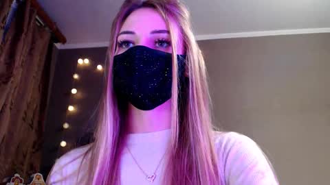 Lily online show from January 10, 4:01 pm