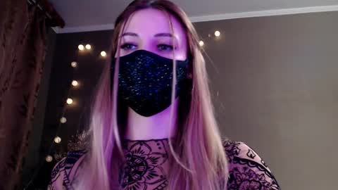 Lily online show from March 12, 4:42 pm