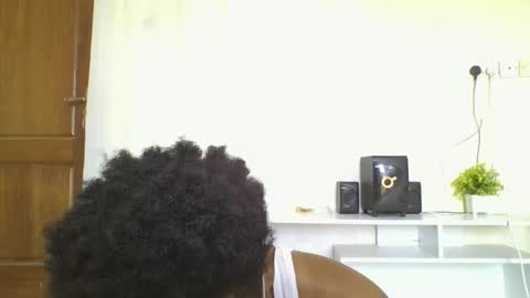 iris_love2 online show from January 19, 1:18 pm