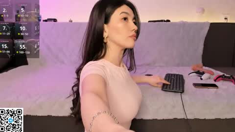 iris on cam online show from April 1, 11:13 pm
