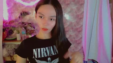 IRISH AND TRIXIE online show from August 2, 9:34 am