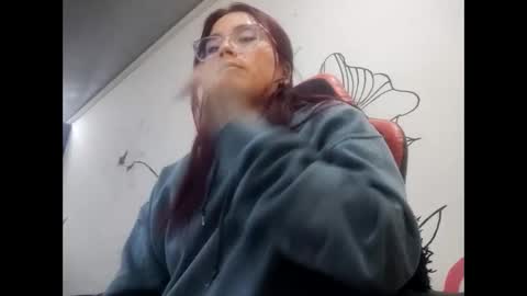 iriss_cardenas online show from May 2, 8:56 pm