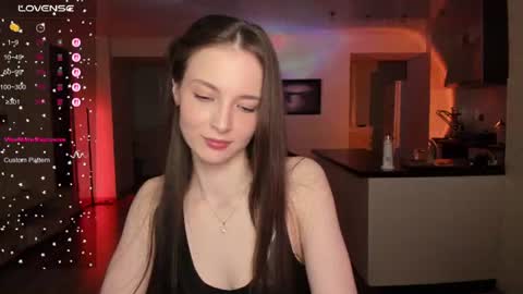 irisskiss online show from June 20, 8:01 pm