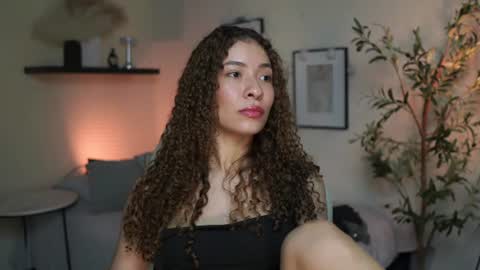 isa_____ online show from July 12, 2:23 am