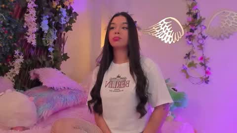 Isabella        online show from September 30, 4:56 pm