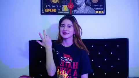 isabel_petite online show from January 24, 2:19 pm