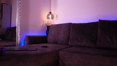 Isabela online show from June 22, 11:51 am