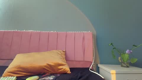  isabela online show from December 4, 4:16 pm