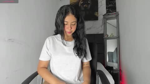 Isabella online show from October 28, 7:52 pm