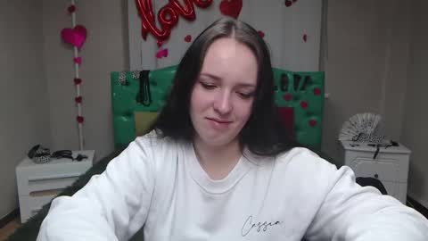 Snapshot of isabelblackberry chatting on October 15, 5:43 am IsabelBlackberry online show from October 15, 5:43 am