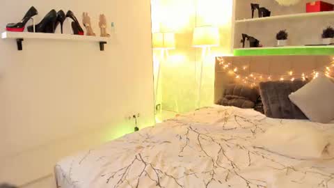 IsabelKiss online show from June 21, 12:53 pm