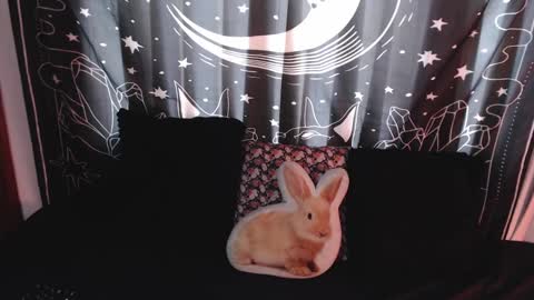 Snapshot of isabella__dark chatting on January 8, 7:03 pm online show from January 8, 7:03 pm