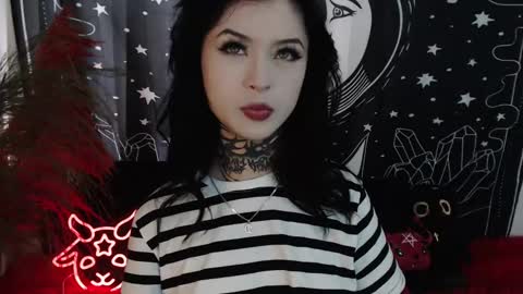 Snapshot of isabella__dark chatting on February 13, 8:13 pm online show from February 13, 8:13 pm