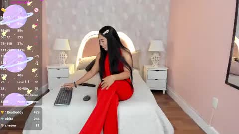 isabella__milf online show from June 12, 7:33 pm