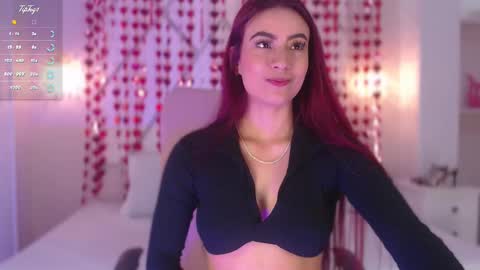 Snapshot of isabella__shine chatting on February 25, 4:14 pm Isa online show from February 25, 4:14 pm
