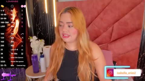 Snapshot of isabella_arias1 chatting on March 8, 4:41 am Isabella Arias online show from March 8, 4:41 am