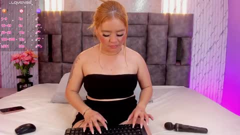 Snapshot of isabella_arias1 chatting on December 21, 3:58 am Isabella Arias online show from December 21, 3:58 am