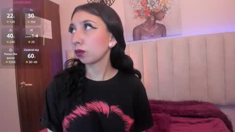 isabella_crofts online show from January 13, 3:01 am